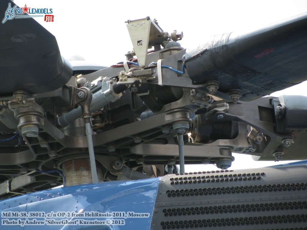 Mi-38_0529.jpg