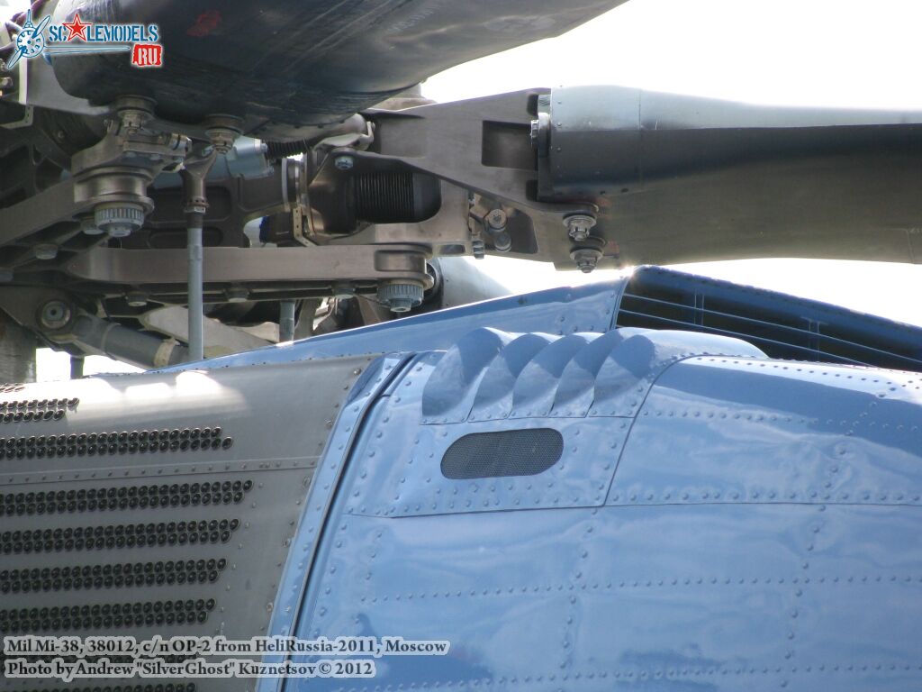 Mi-38_0548.jpg