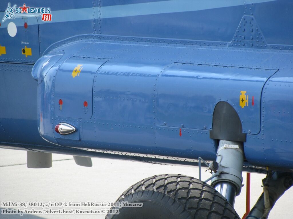 Mi-38_0558.jpg