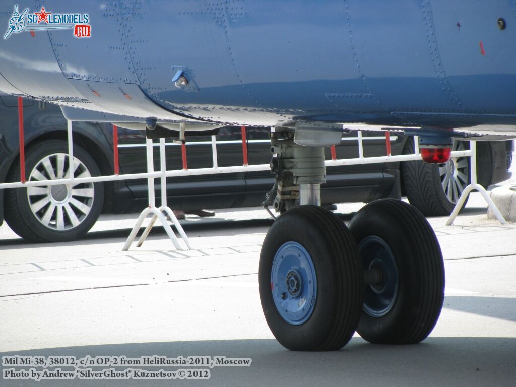 Mi-38_0573.jpg