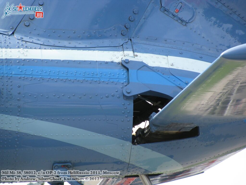 Mi-38_0581.jpg