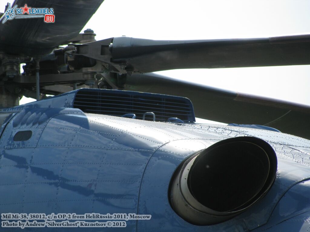 Mi-38_0585.jpg