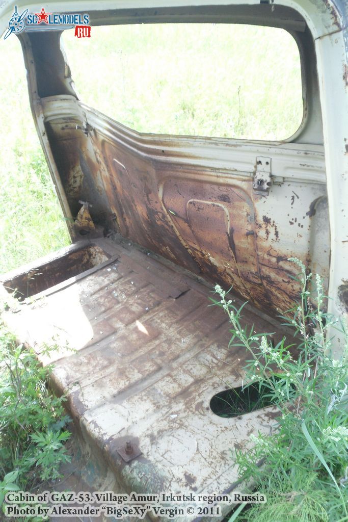 GAZ-53_cabin_24.JPG