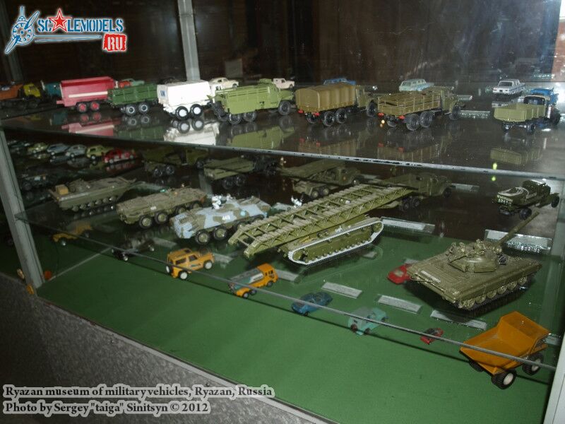 Ryazan_museum_of_military_vehicles_0031.jpg