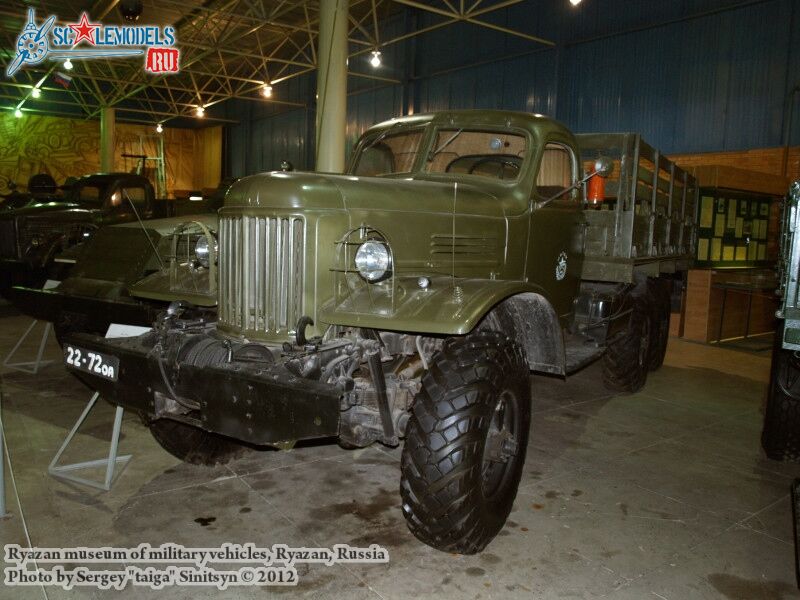 Ryazan_museum_of_military_vehicles_0049.jpg