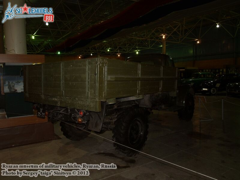 Ryazan_museum_of_military_vehicles_0256.jpg