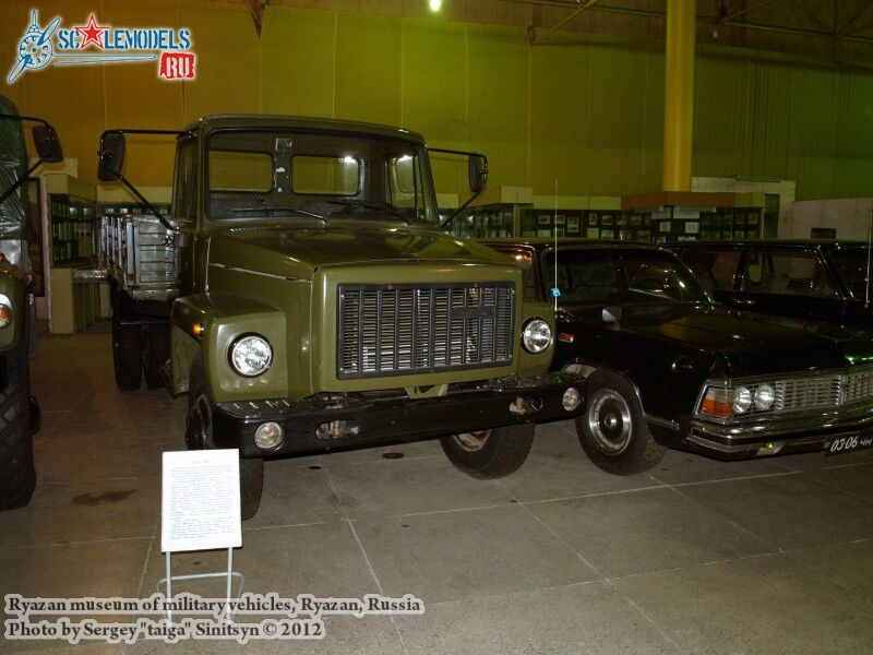 Ryazan_museum_of_military_vehicles_0373.jpg