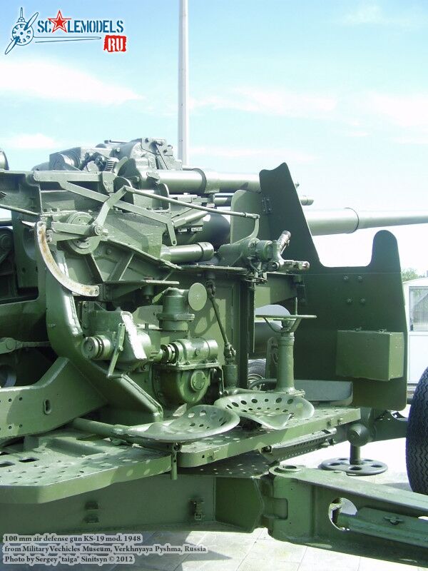 ks-19_AA-gun_0021.jpg