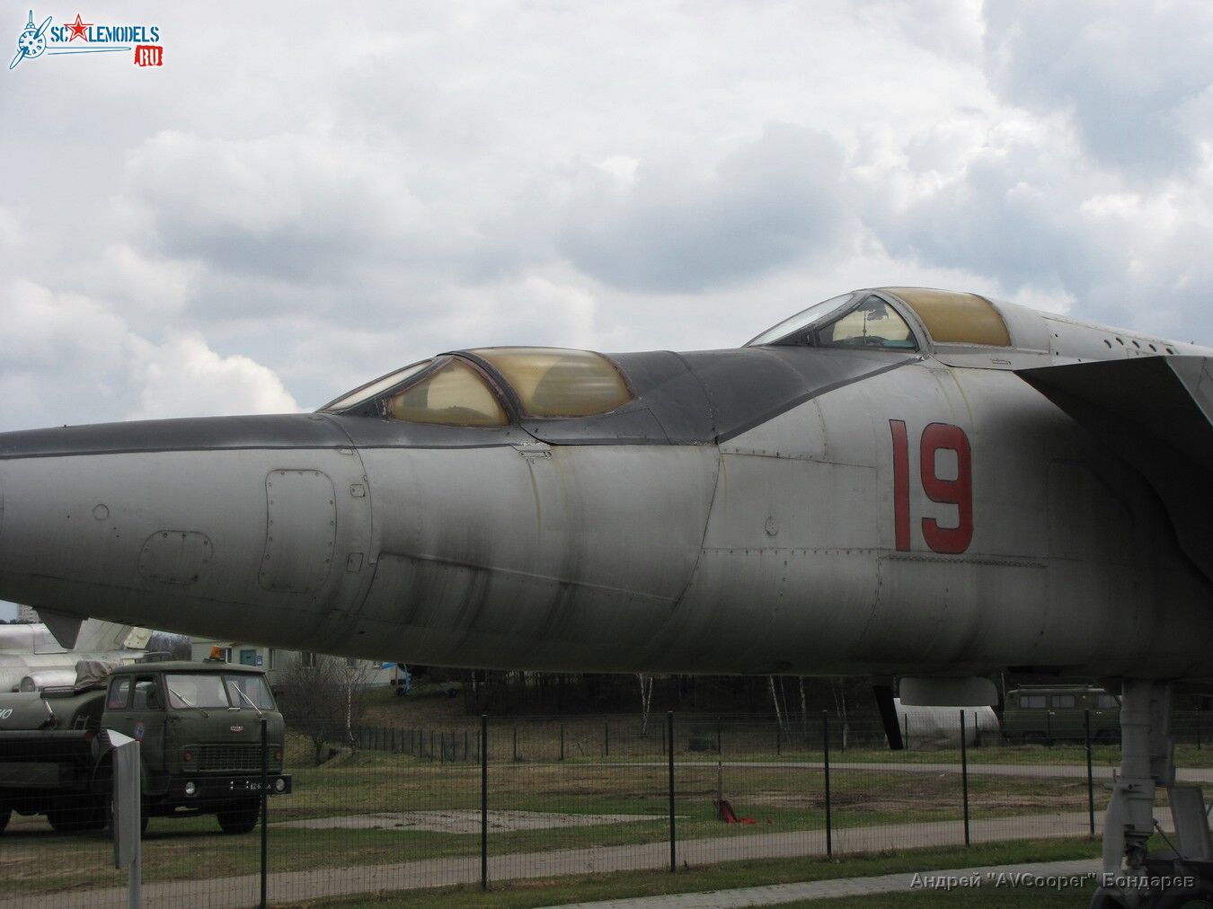 IMG_1811_MiG-25PU_Borovaya.JPG