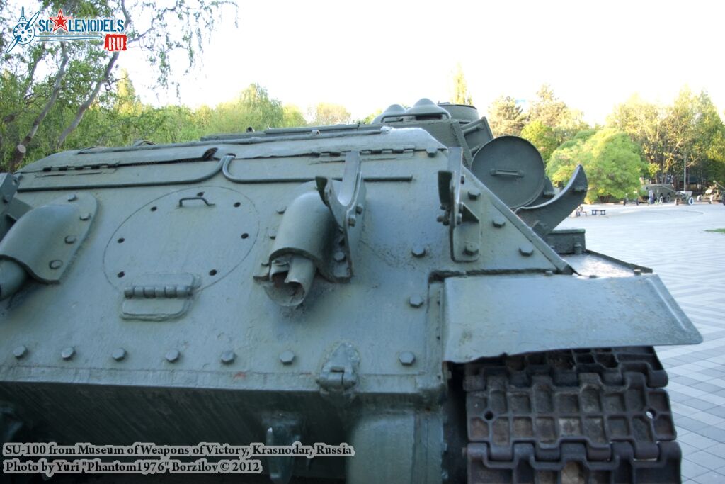 su-100_0034.jpg