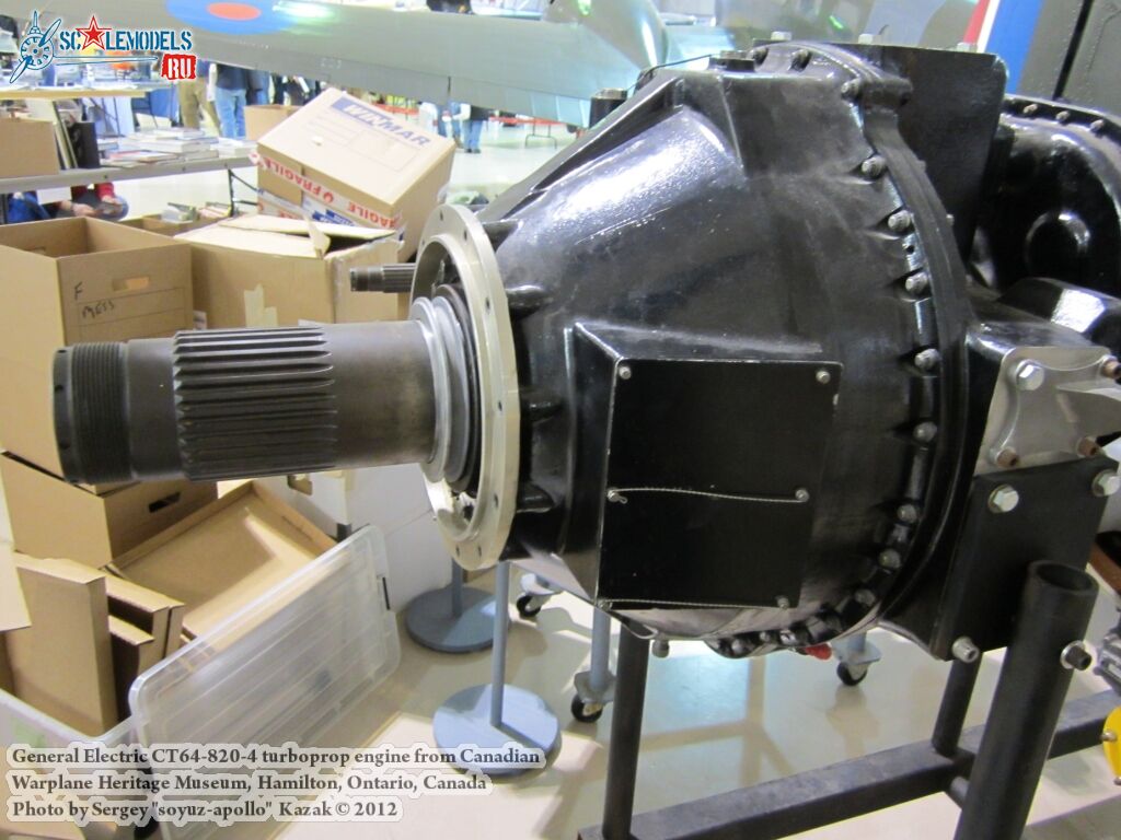 GE_CT64-820-4_engine_0004.jpg