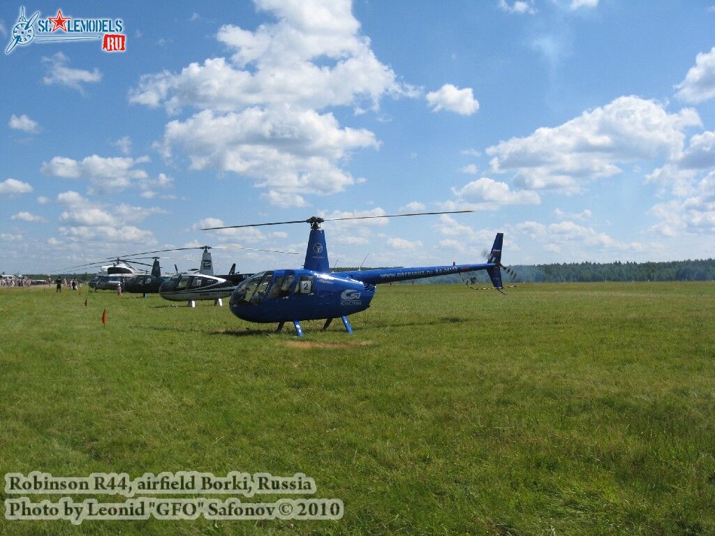 robinson-r44_0027.jpg