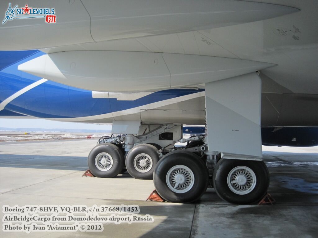 Boeing-747-8HVF_0050.jpg