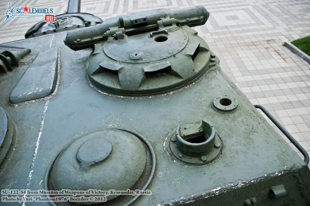 SU-122-54_0038.jpg