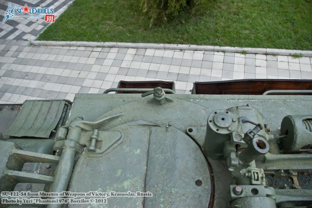 SU-122-54_0052.jpg