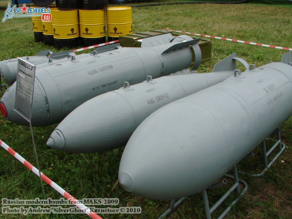 bombs_maks_0016.jpg