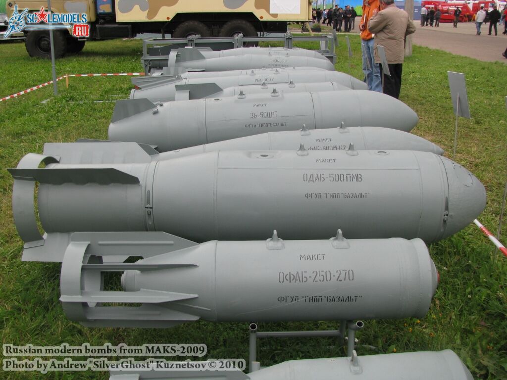 bombs_maks_0026.jpg