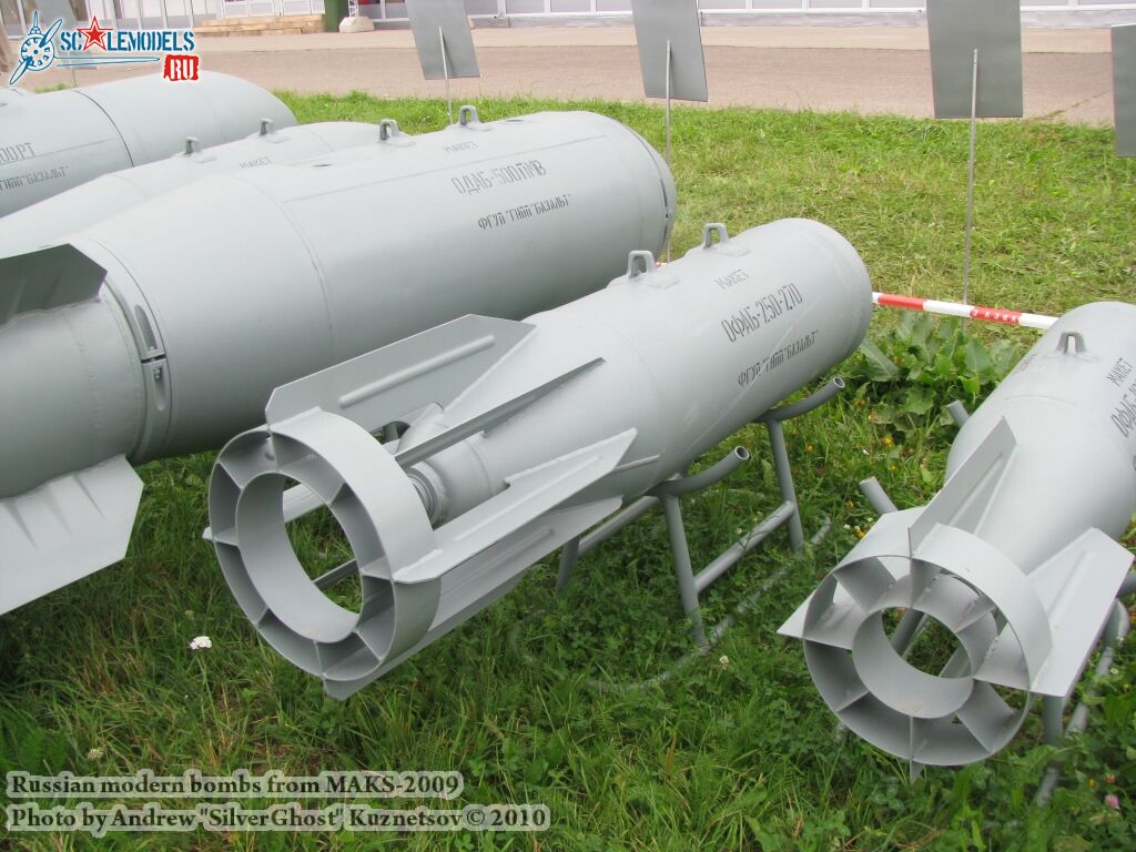 bombs_maks_0028.jpg