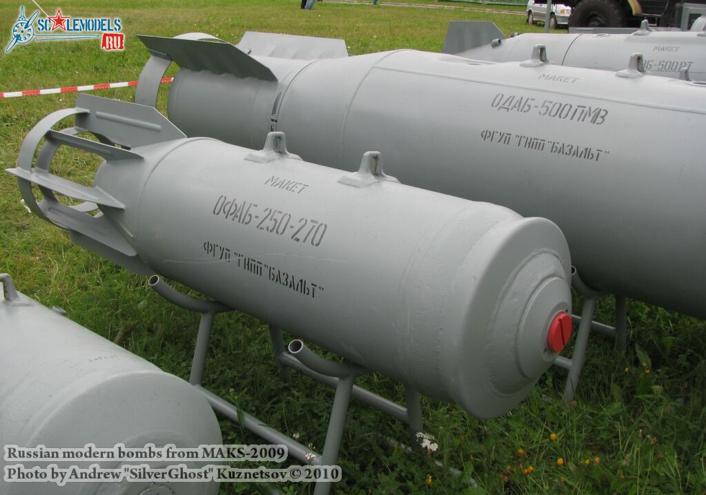 bombs_maks_0032.jpg