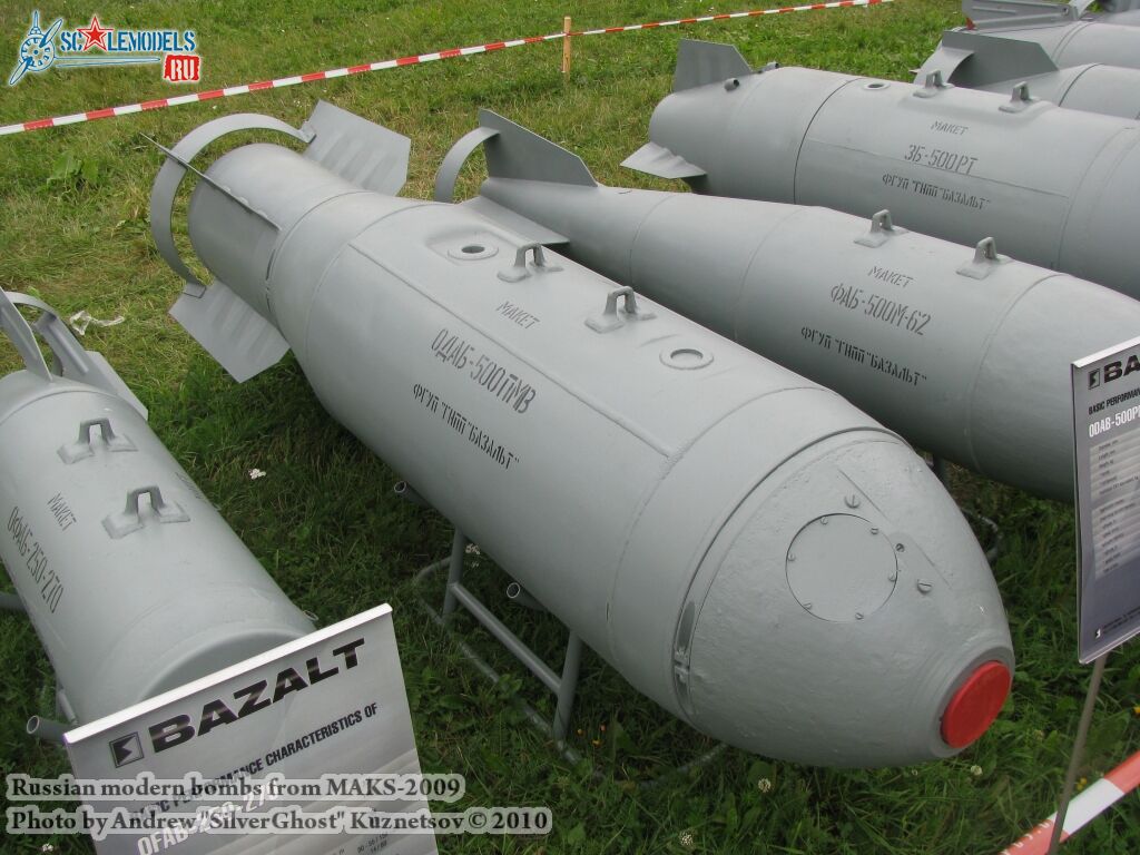 bombs_maks_0033.jpg