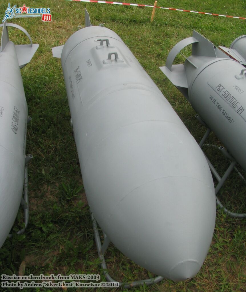 bombs_maks_0038.jpg