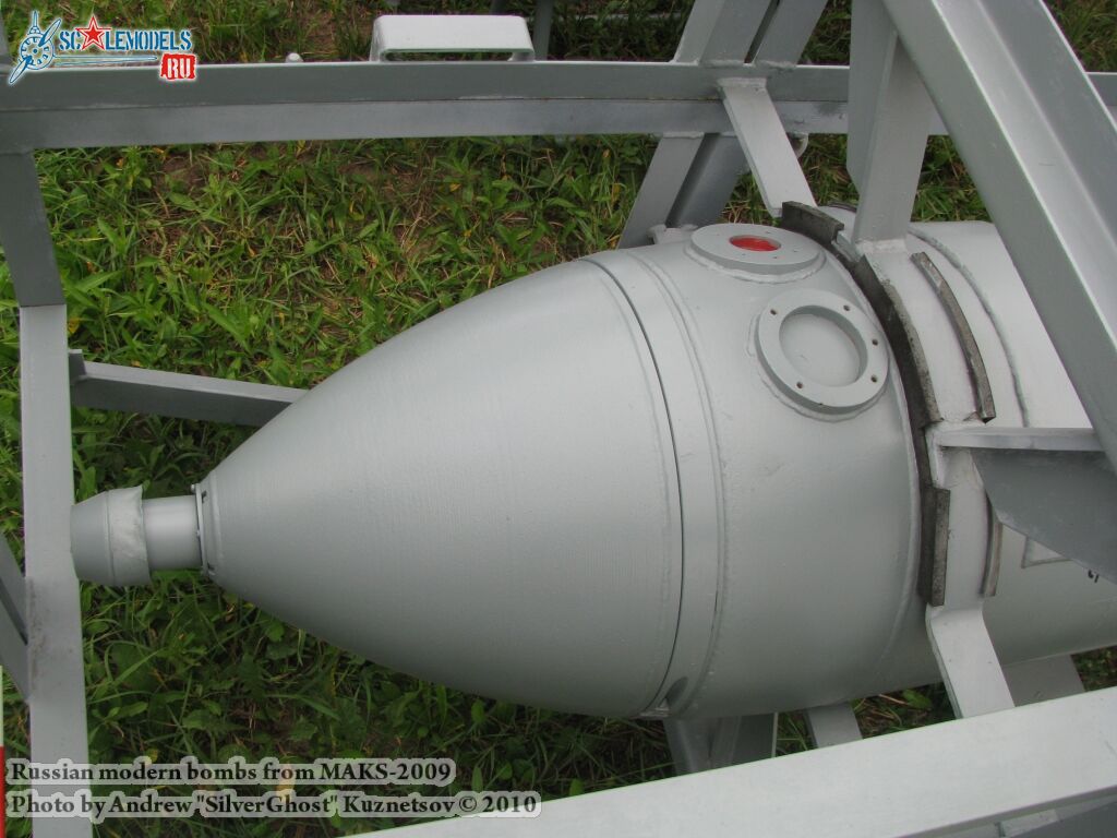 bombs_maks_0059.jpg