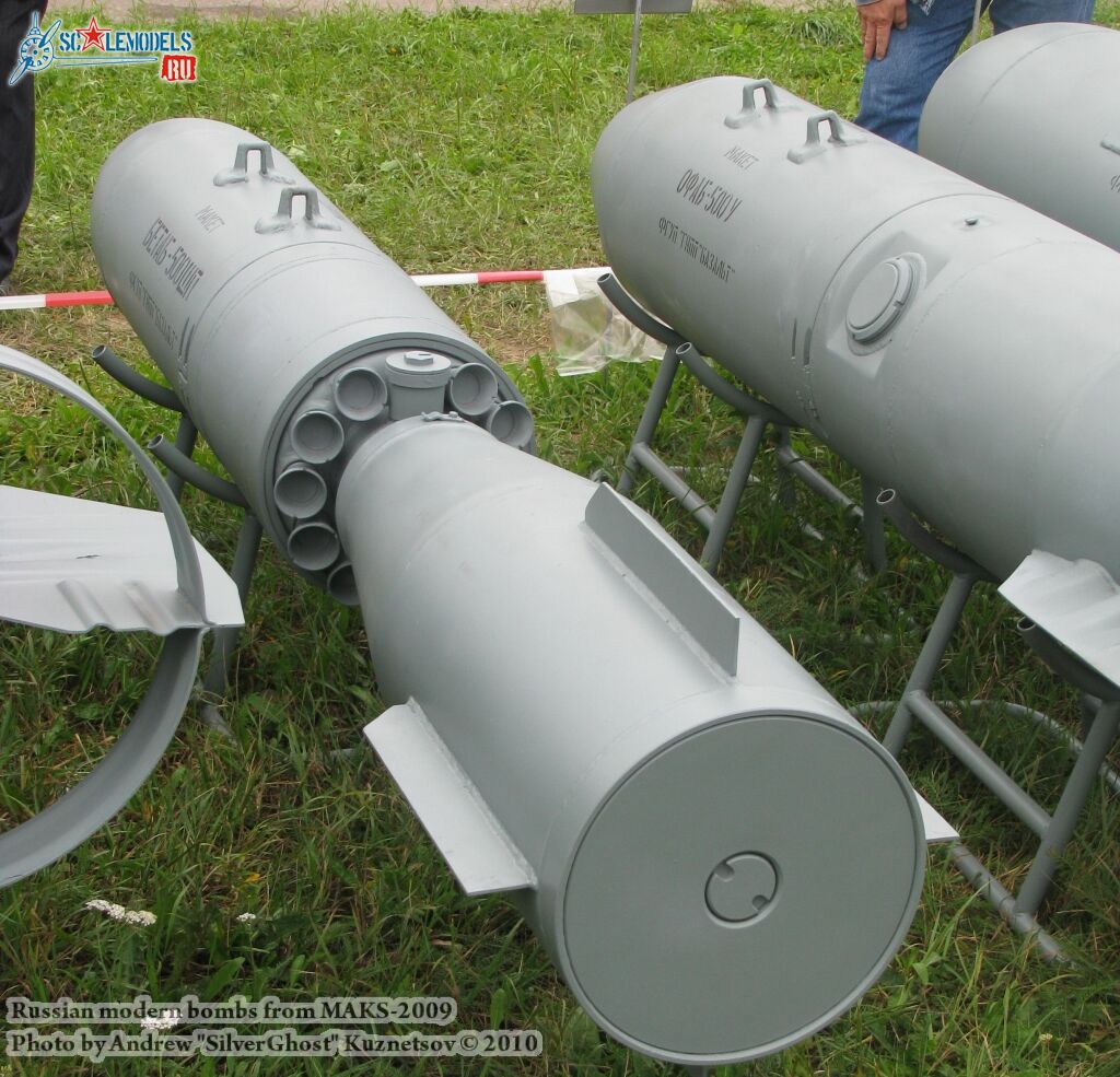 bombs_maks_0067.jpg