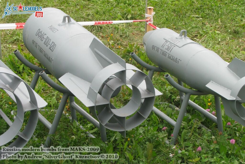 bombs_maks_0076.jpg