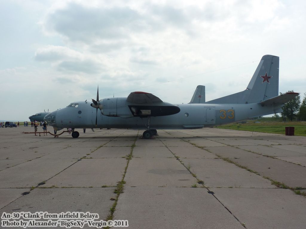 An-30_12