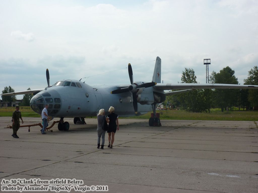 An-30_16