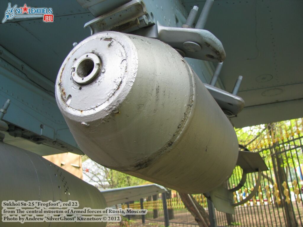 Su-25_Frogfoot_0448.jpg