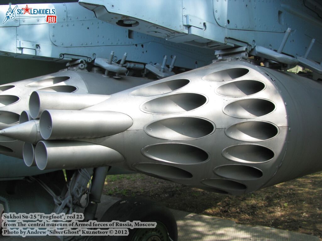 Su-25_Frogfoot_0457.jpg