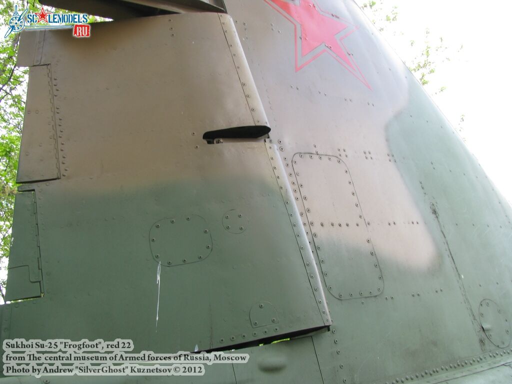 Su-25_Frogfoot_0623.jpg