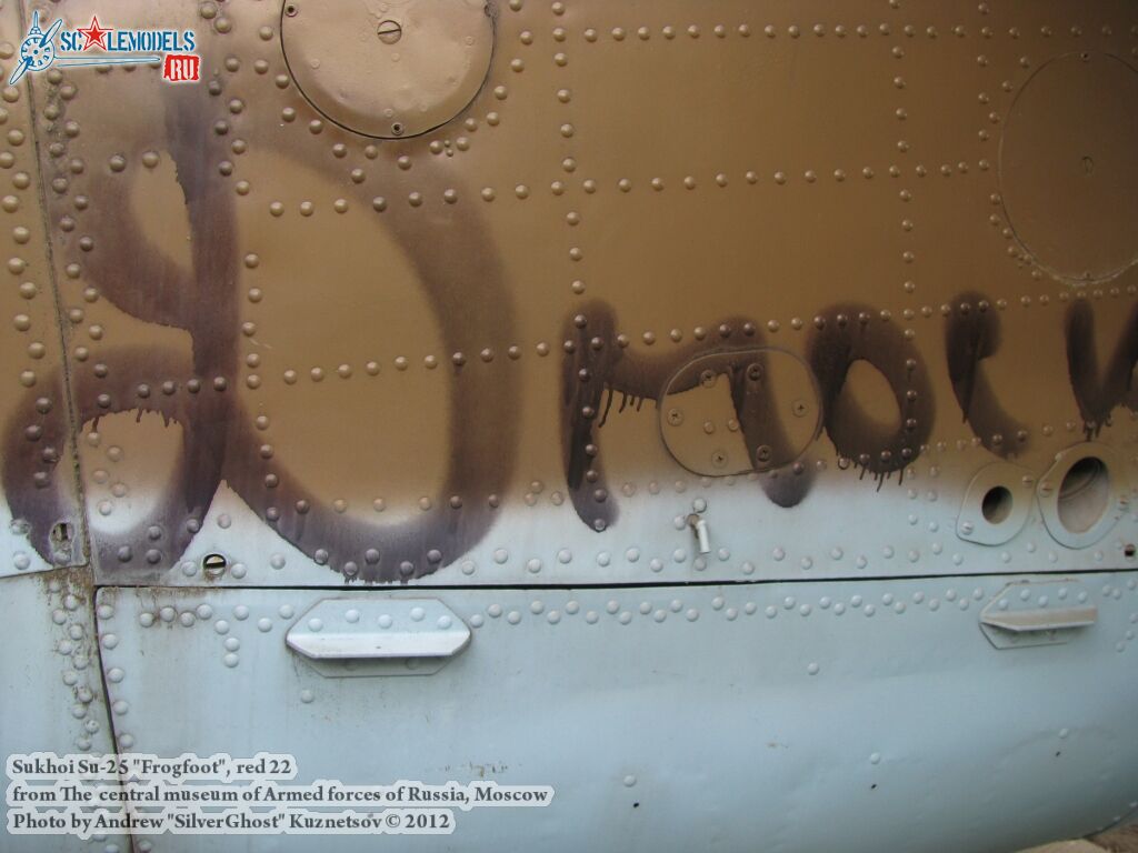 Su-25_Frogfoot_0668.jpg