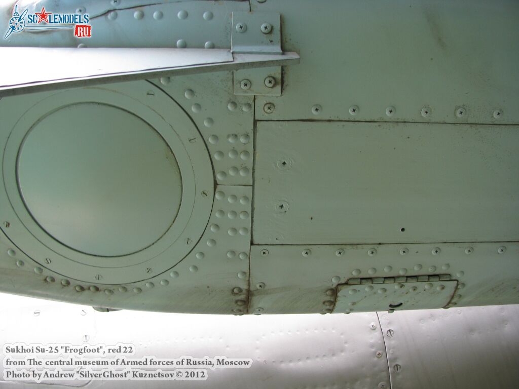 Su-25_Frogfoot_0707.jpg