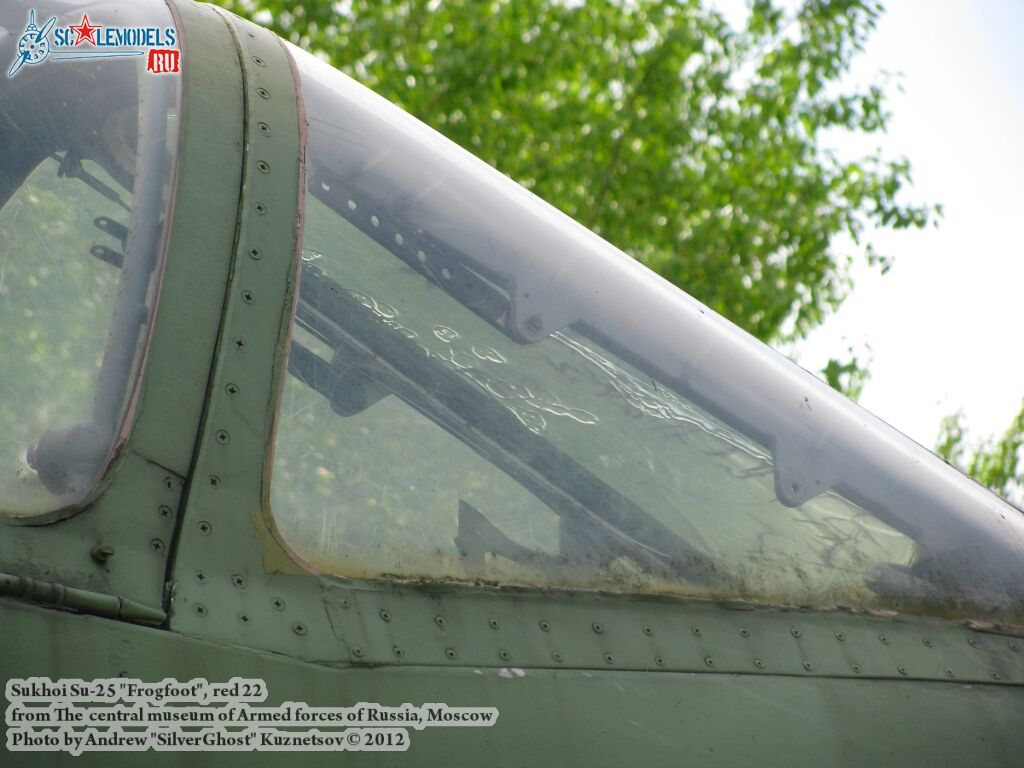 Su-25_Frogfoot_0722.jpg