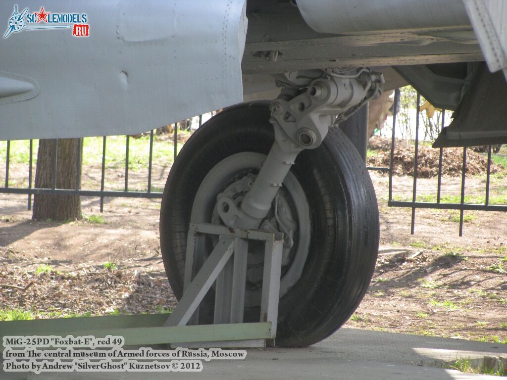 MiG-25PD_0056.jpg