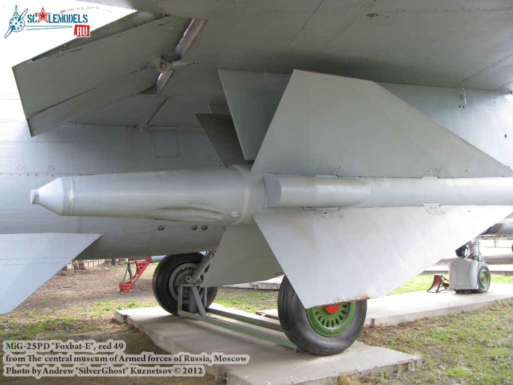 MiG-25PD_0081.jpg