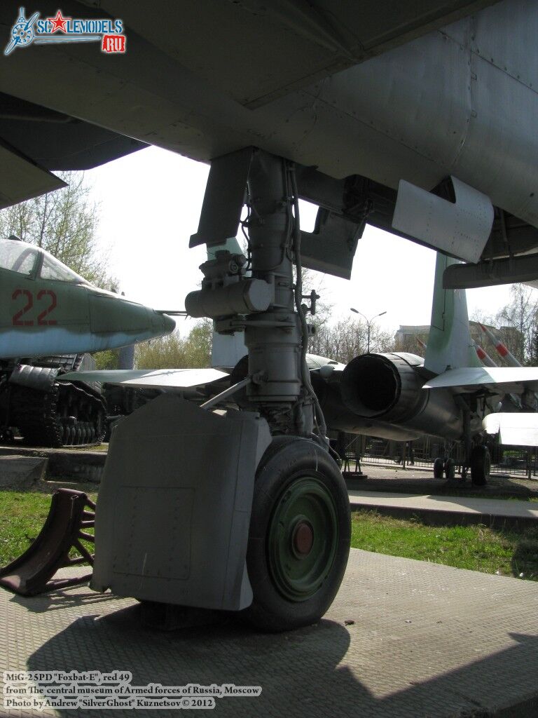 MiG-25PD_0336.jpg