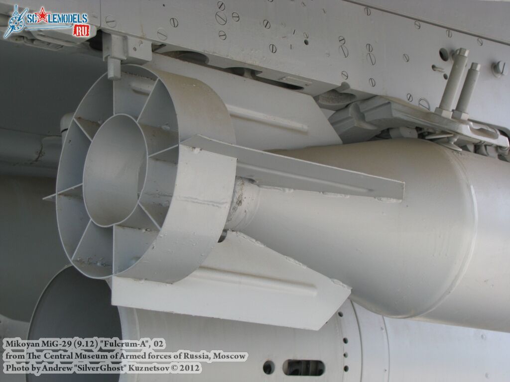 MiG-29_9-12_0846.jpg