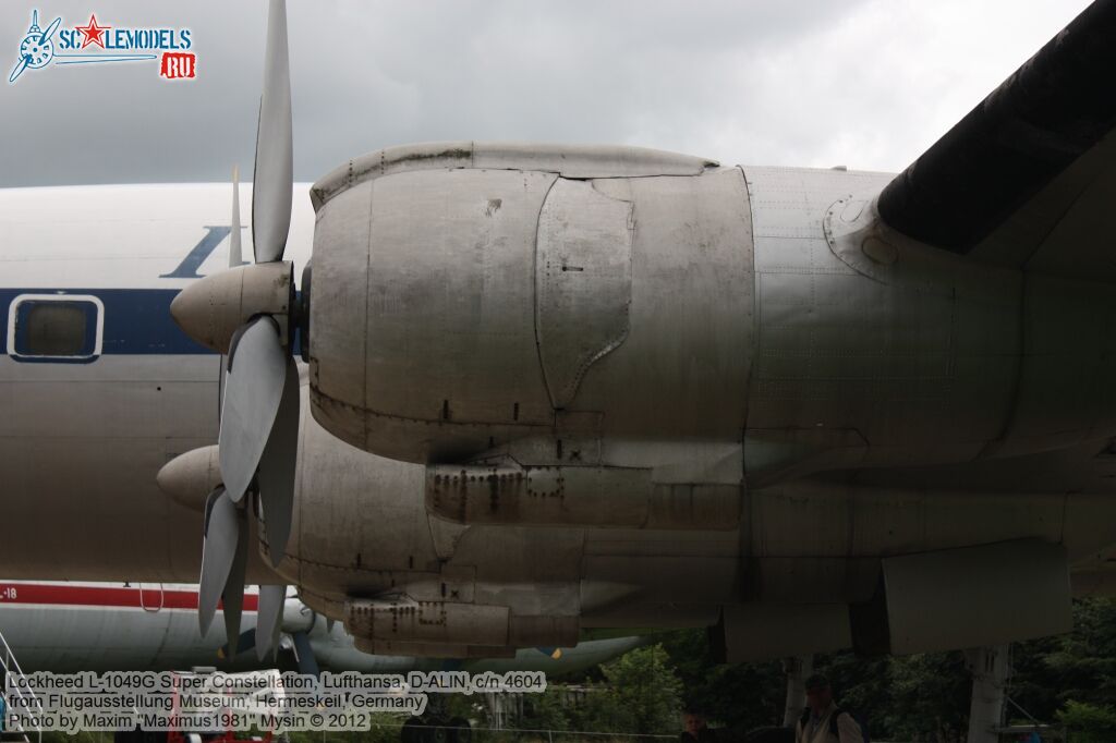 L-1049G_Super_Constellation_0030.jpg