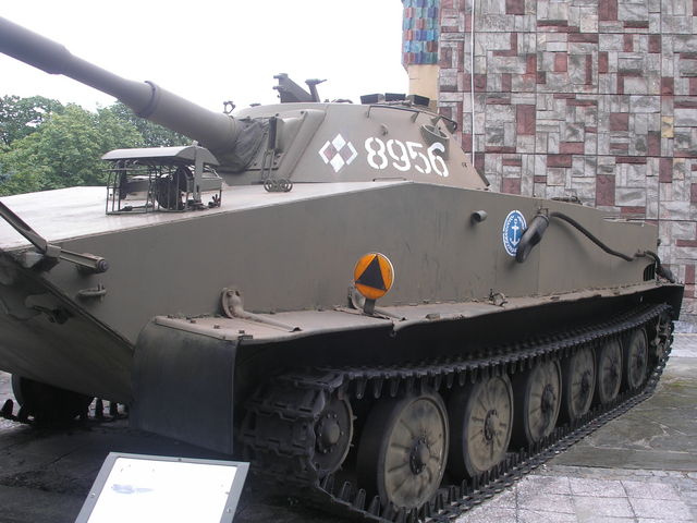 PT-76B by Kamil Andu?a, MWL, Bydgoszcz, Poland 005.JPG