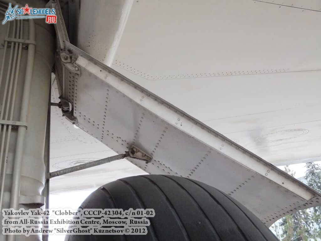Yak-42_Clobber_0121.jpg