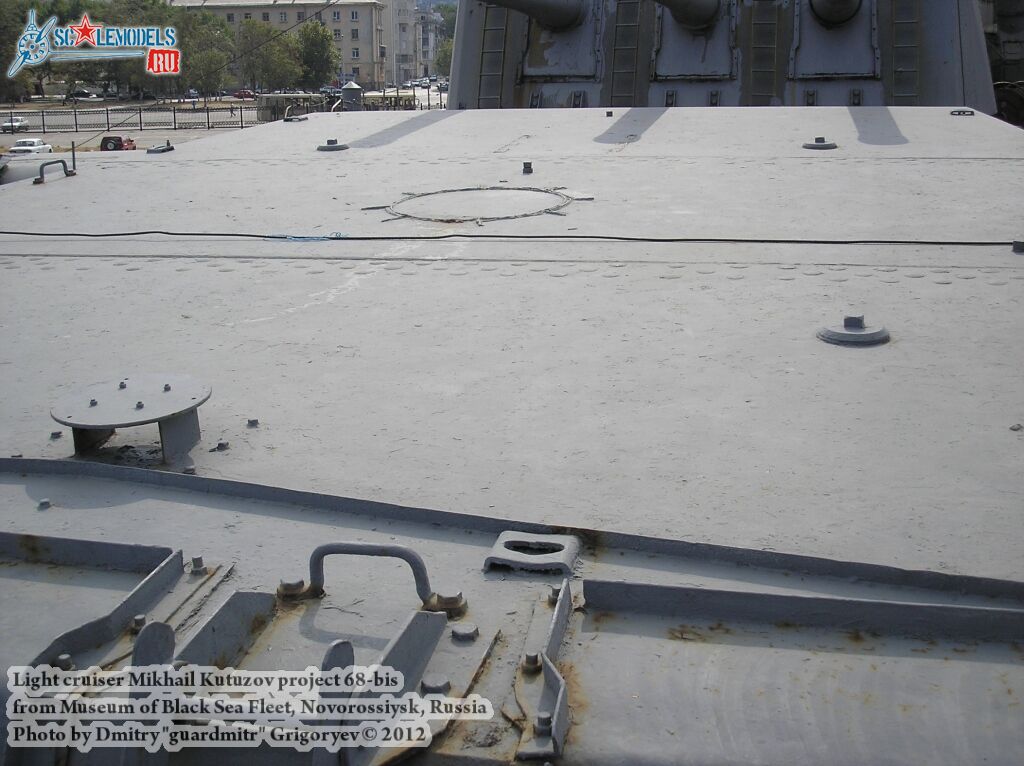 light_cruiser_Mikhail_Kutuzov_0034.jpg