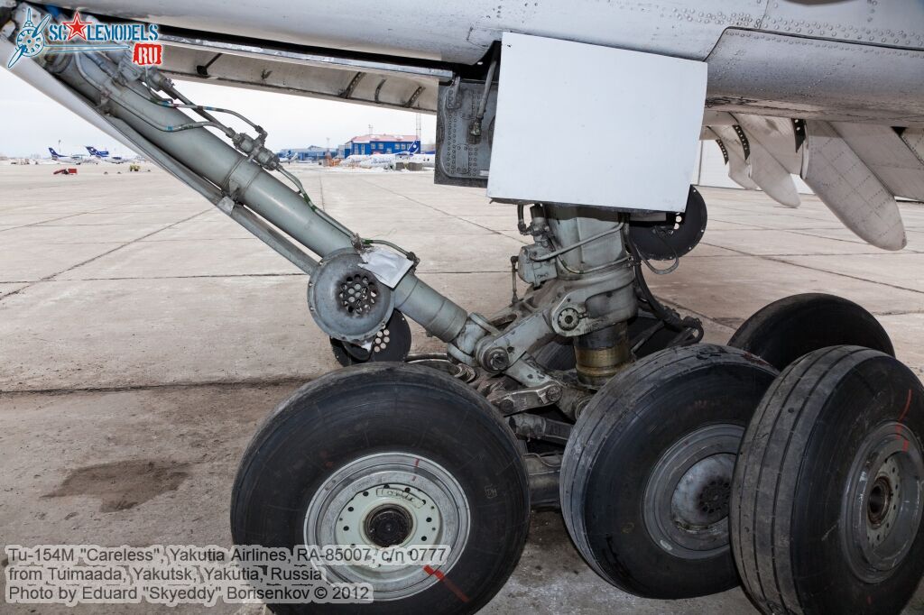 Tu-154_85007_0048.jpg