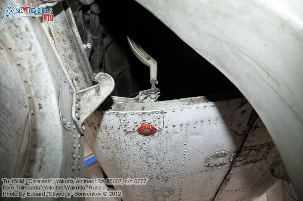 Tu-154_85007_0060.jpg