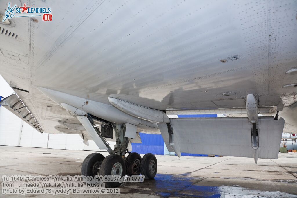 Tu-154_85007_0166.jpg