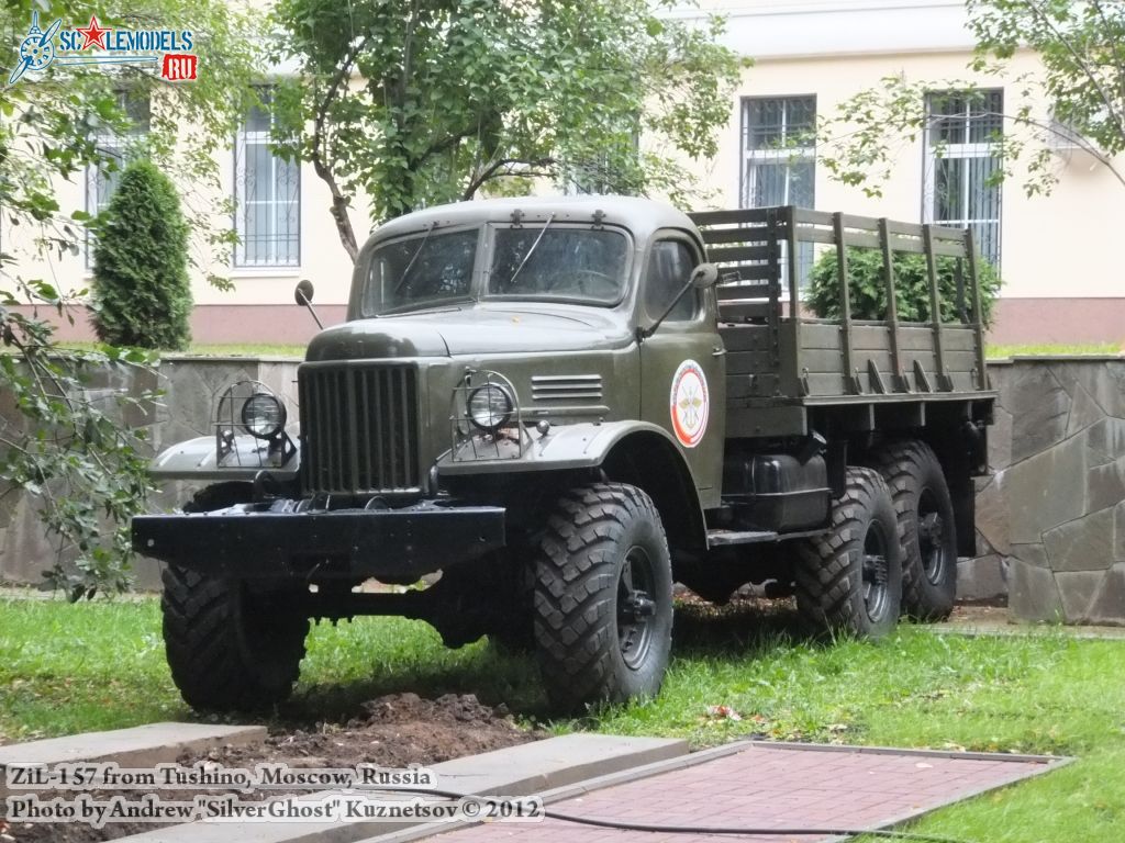 ZiL-157_0000.jpg