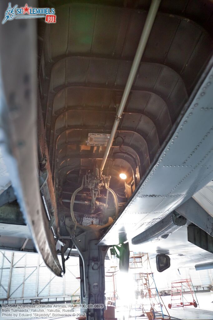 Tu-154M_85700_0015.jpg