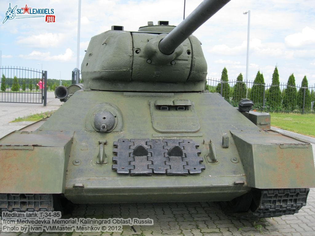 T-34-85_0002.jpg